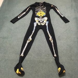 Skeleton onesie!!! Super cute!!! Super comfy!!!✨